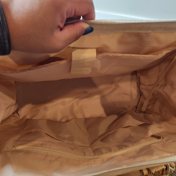 Beis The Mini Weekender Bag - Picture 7 of 8